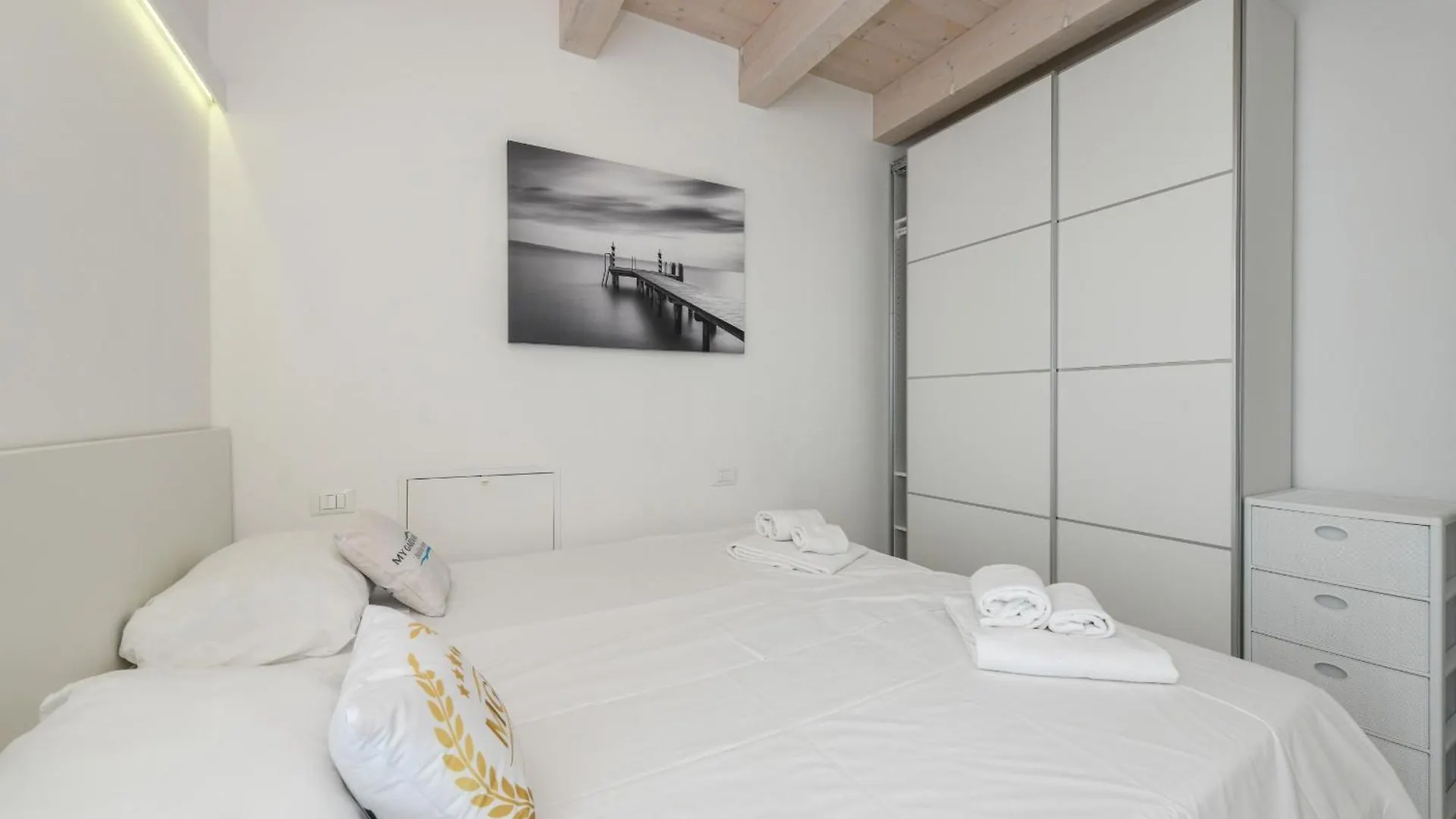 Mgh Luxury - Villa Marlene 佩斯基耶拉德加达 0*,