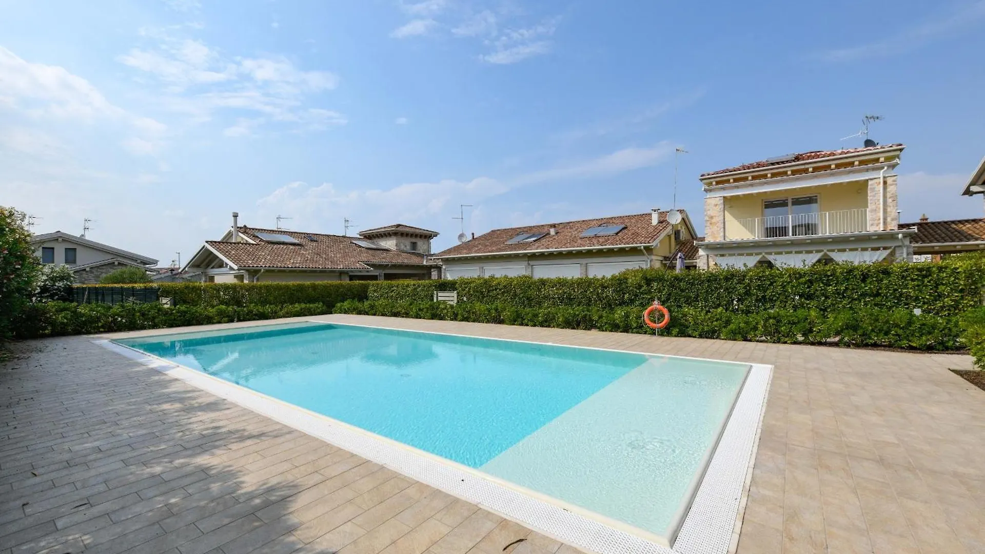 Mgh Luxury - Villa Marlene Peschiera del Garda Italia